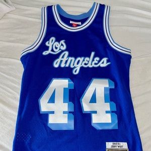VINTAGE LOS ANGELES LAKERS BASKETBALL JERSEY